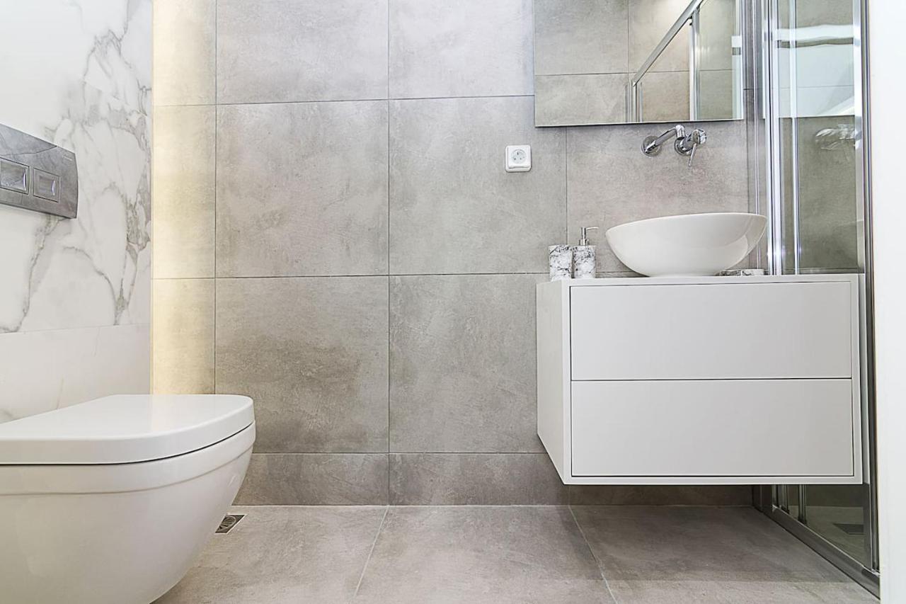 Apartament Brand New Flat For 4 Ppl Next To Syntagma Sq. Ateny Zewnętrze zdjęcie